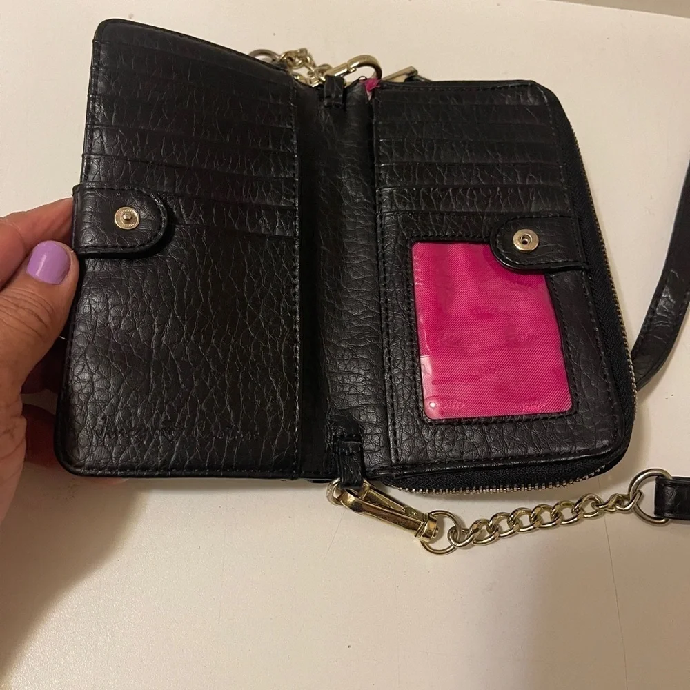 JUICY COUTURE • WALLETS AND CARDHOLDERS. Beautiful wallet with big logo in top
